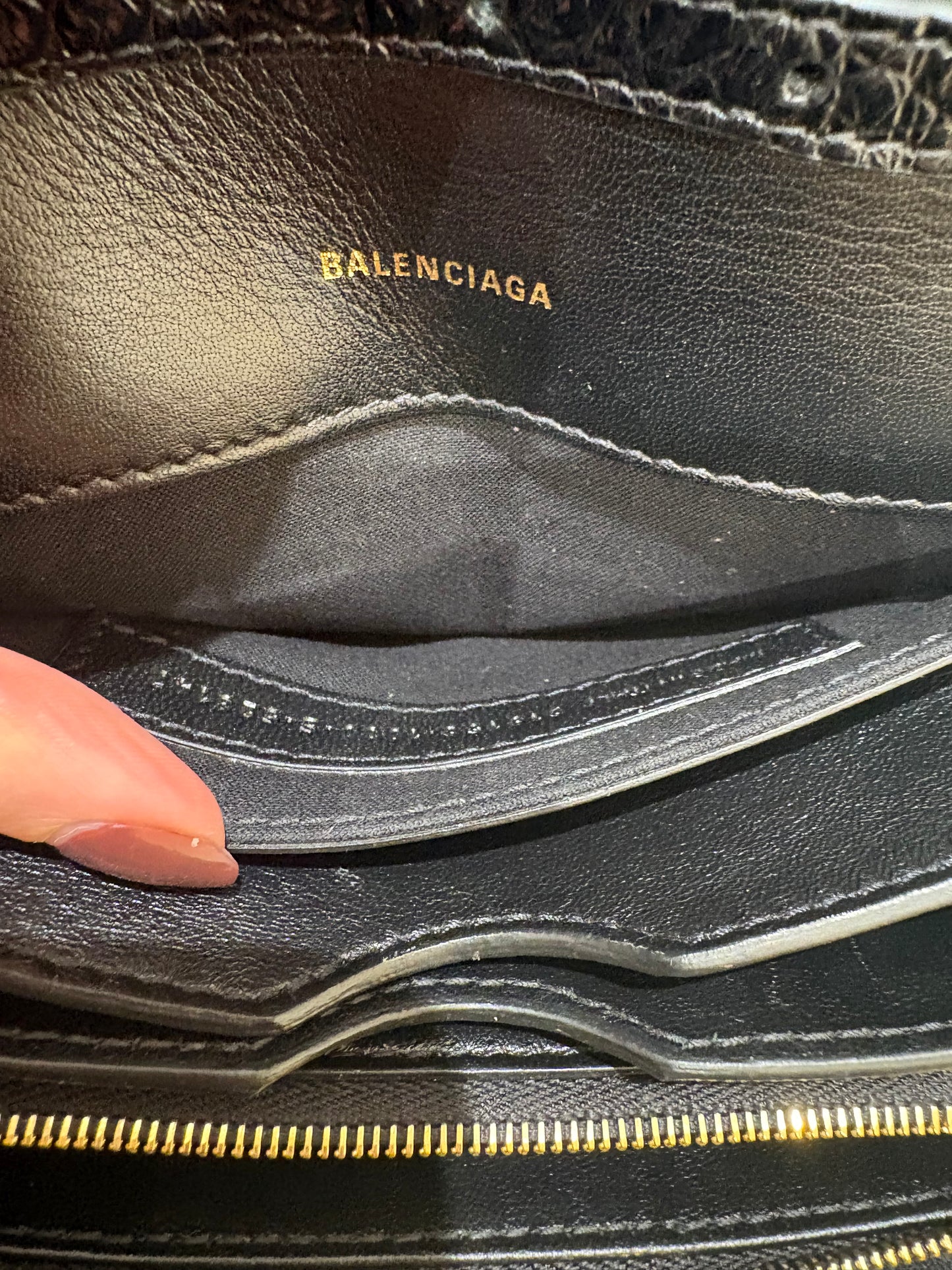 Sac Balenciaga noir croco B