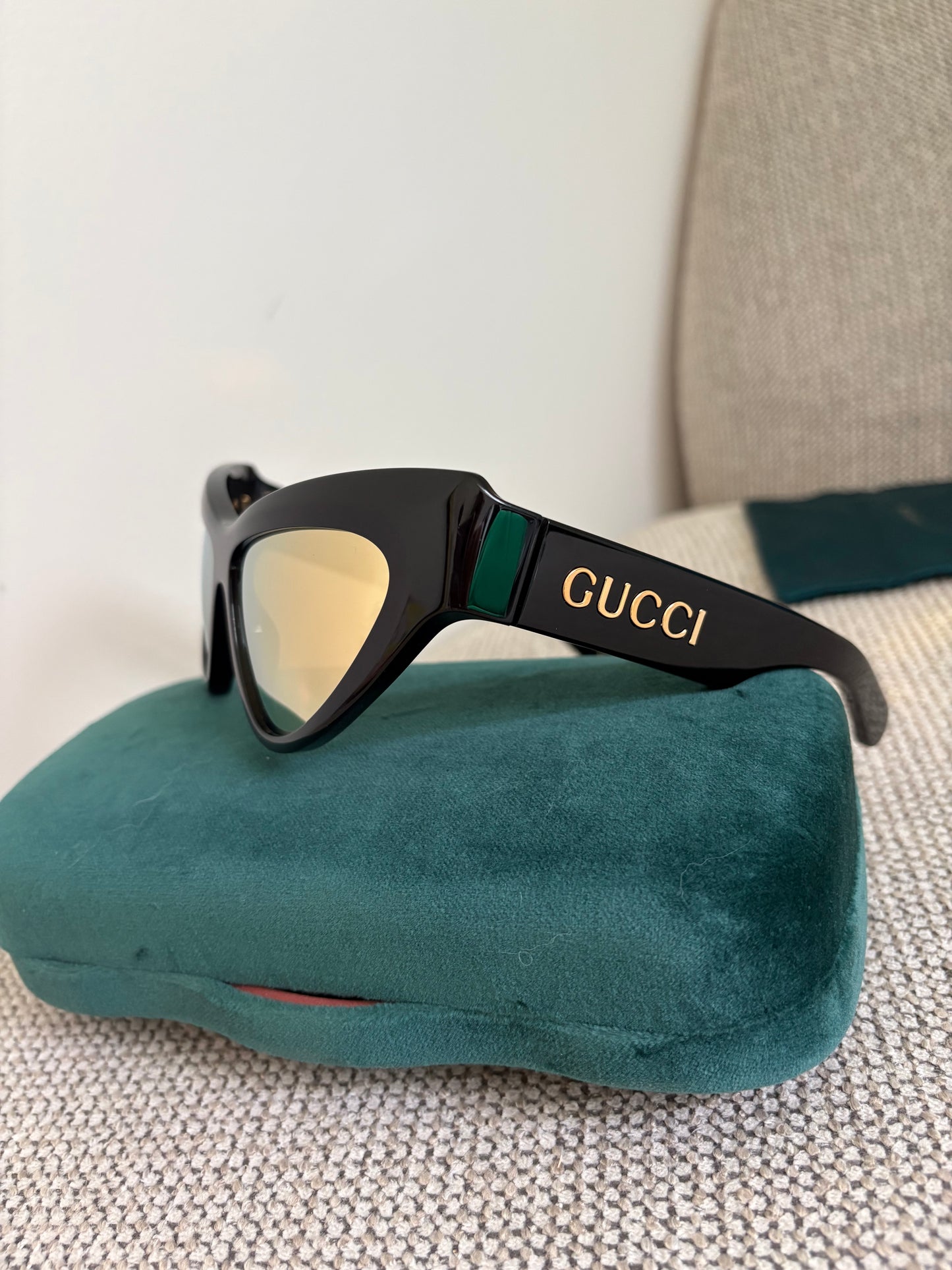 Lunettes de soleil Gucci GG1294S 002