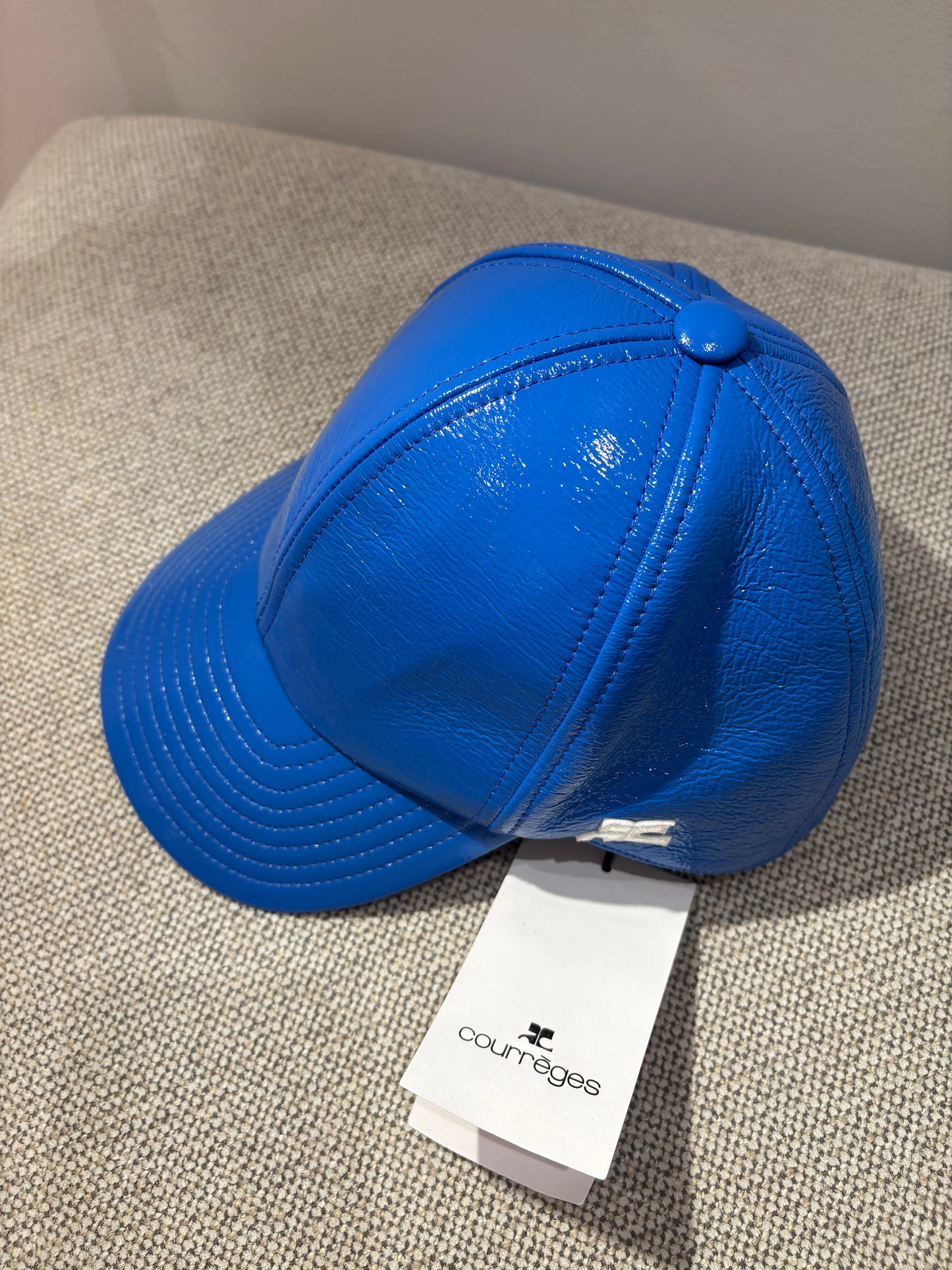 Casquette vinyle bleu