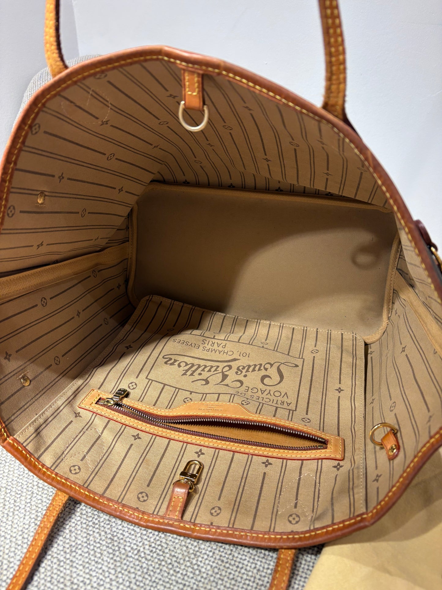 Sac Louis Vuitton Neverfull MM Monogram – Toile iconique, Made in France (2018)