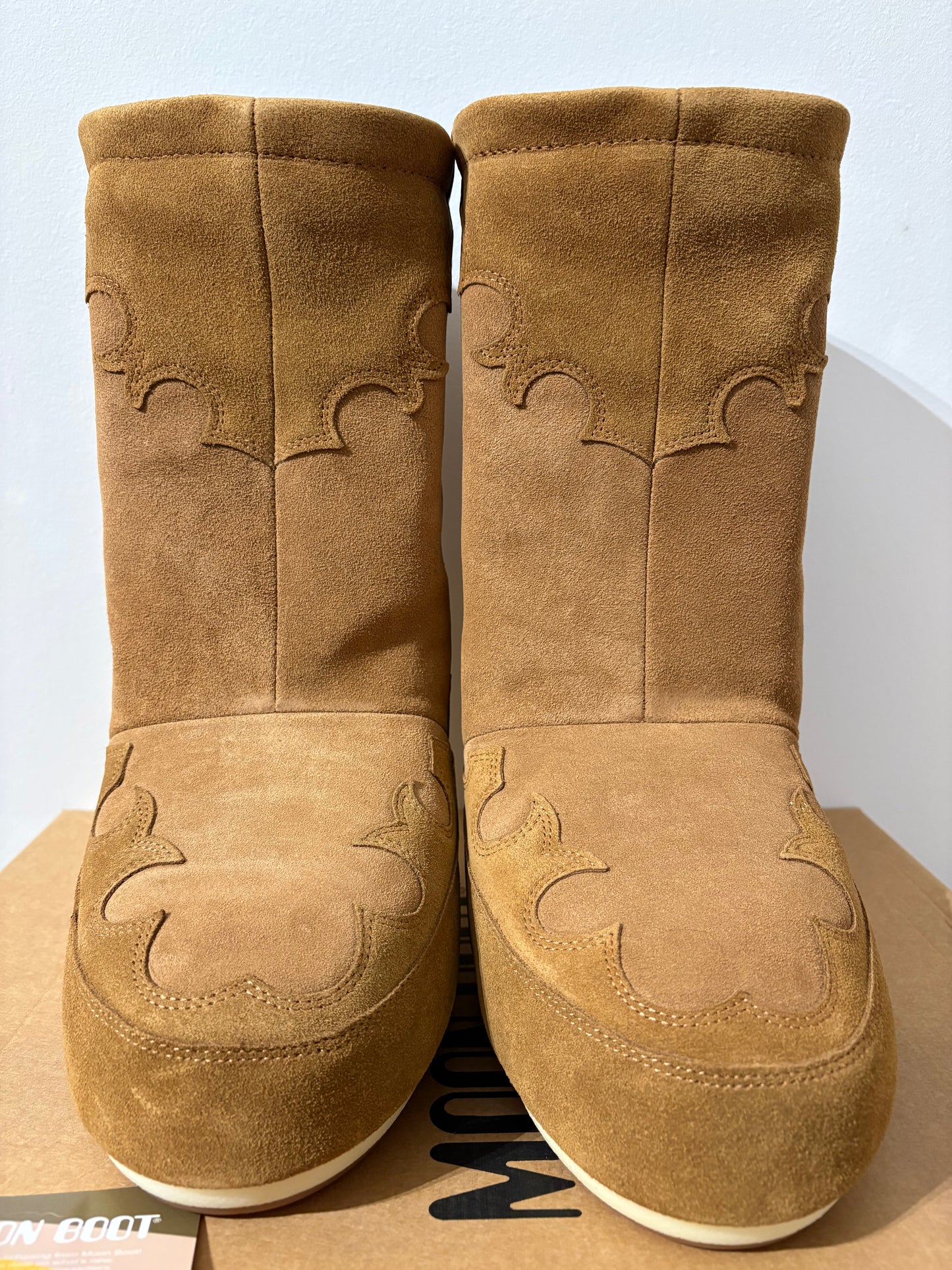 Moon Boot Icon Suede Embroidery Cognac