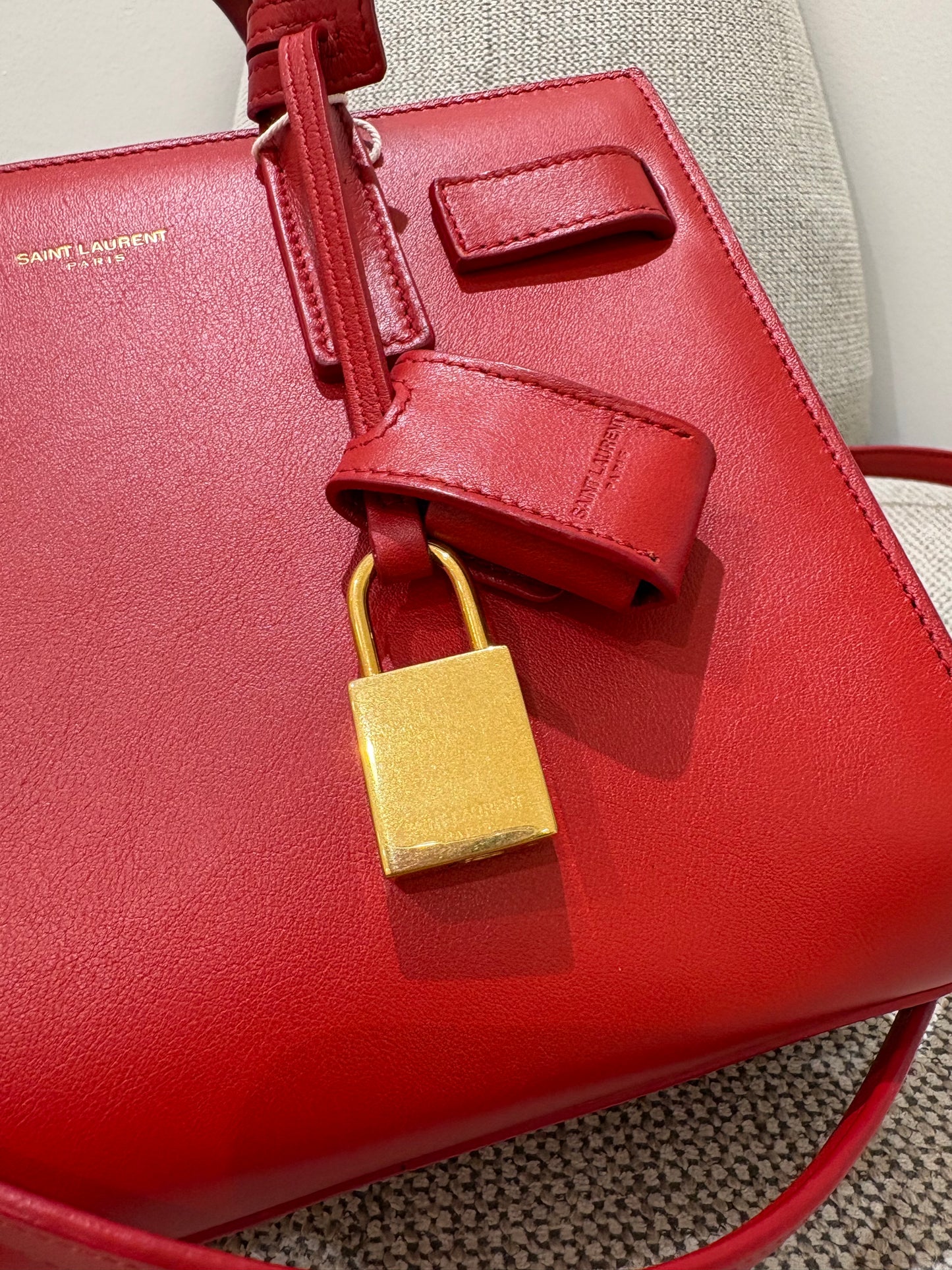 Sac saint laurent de jour nano rouge