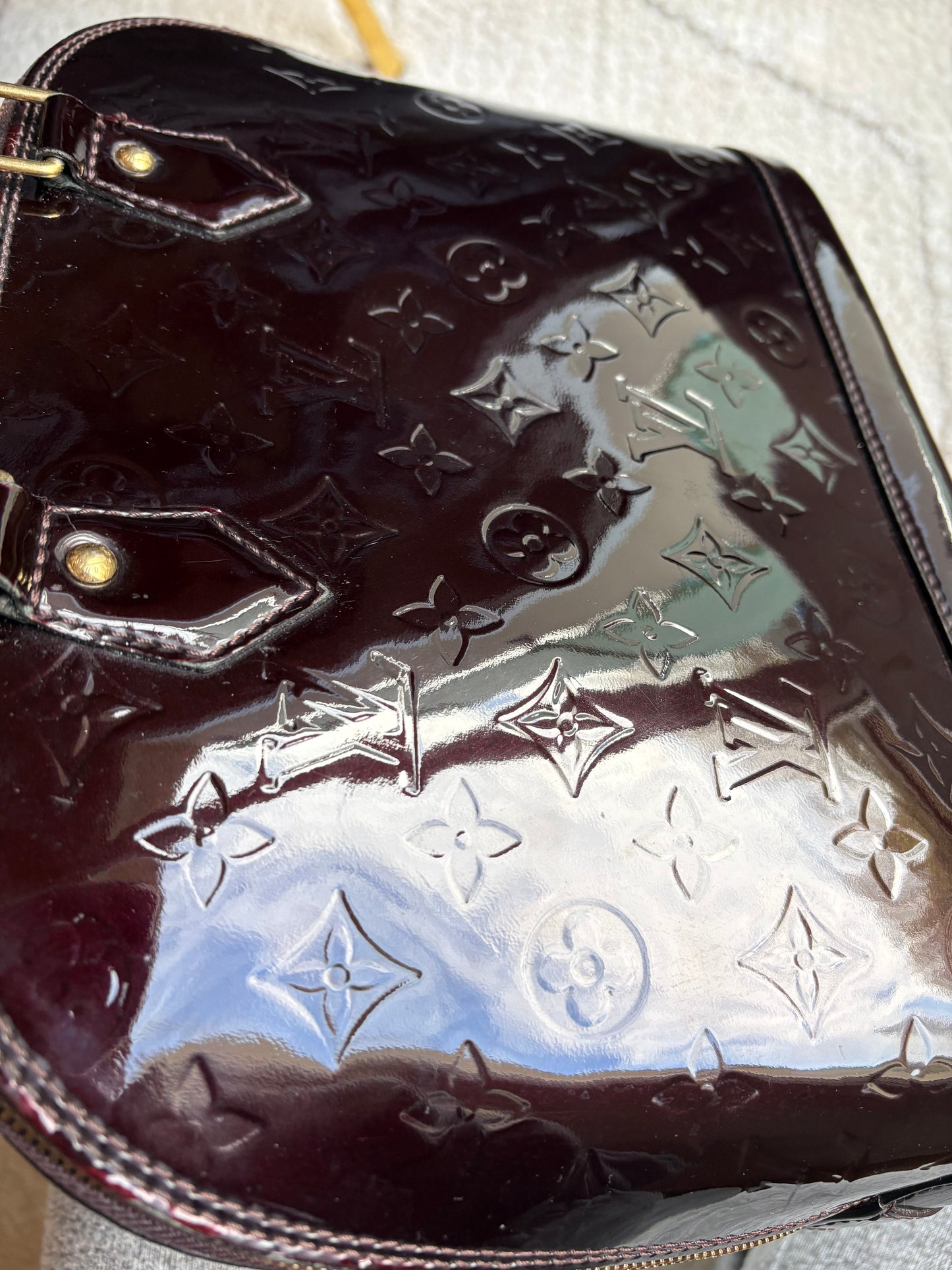 Sac Alma Louis Vuitton vernis