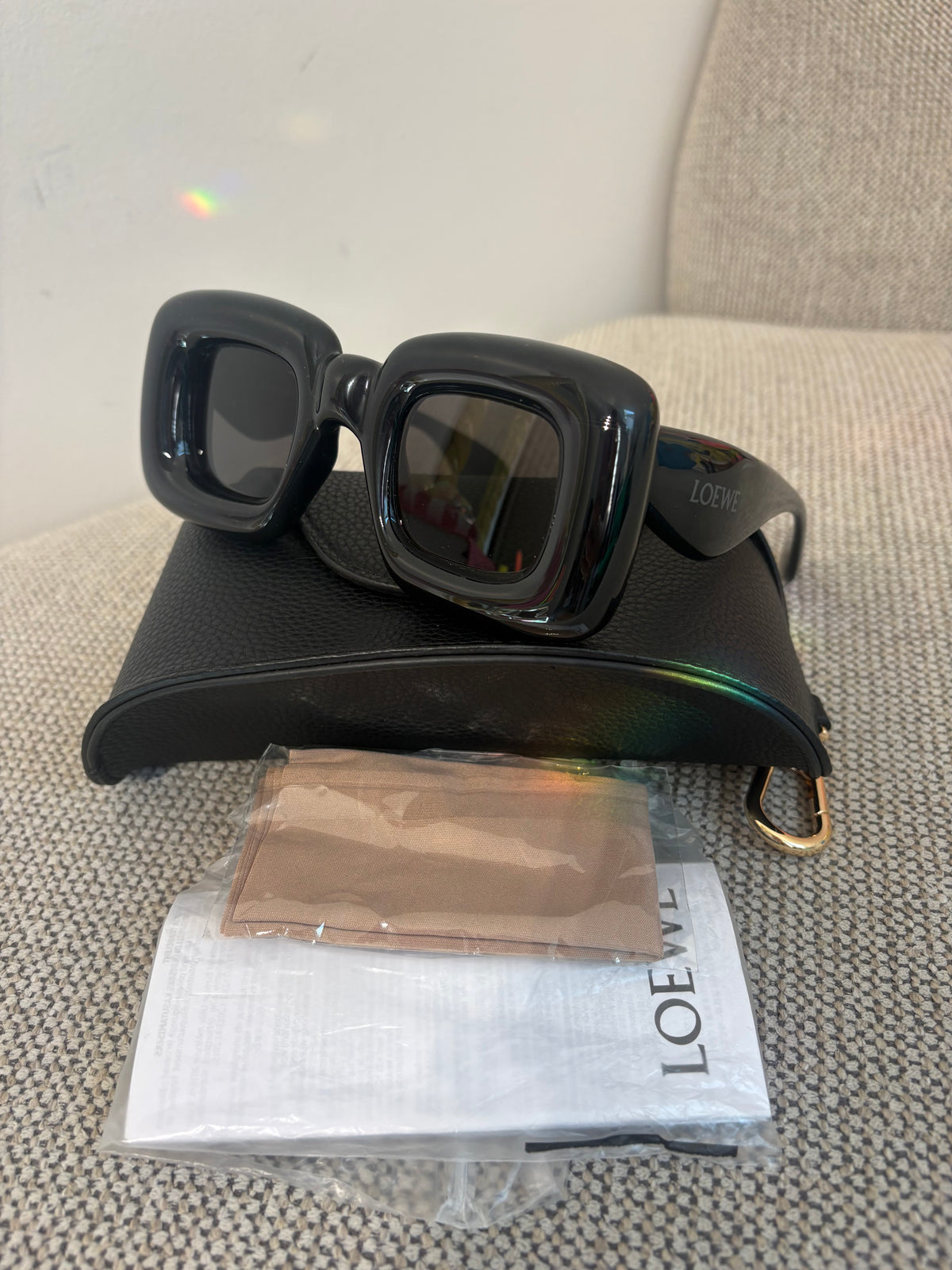 Loewe – Lunettes de soleil Inflate noires
