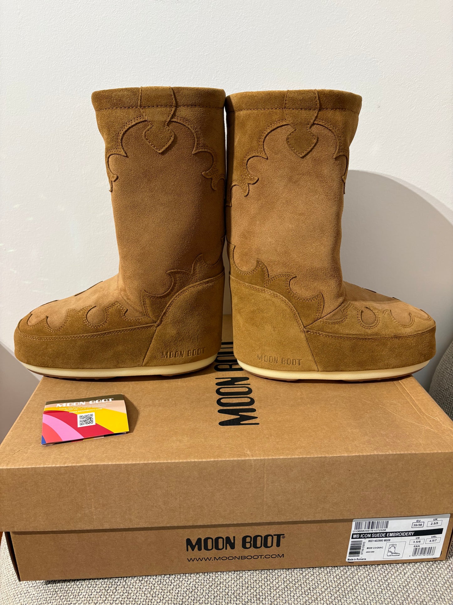 Moon Boot Icon Suede Embroidery Cognac