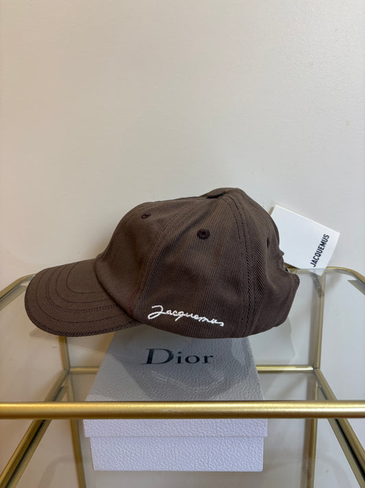 Casquette Jacquemus La Casquette marron – Neuve avec étiquette