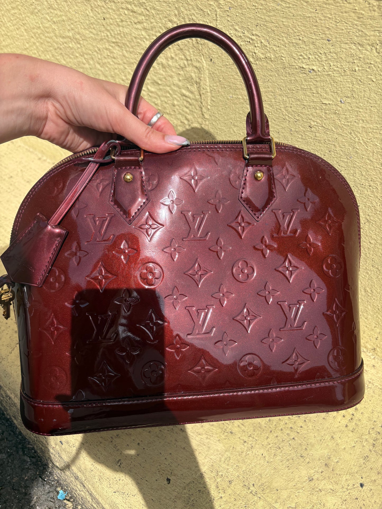 Sac Louis Vuitton Alma PM Monogram Vernis Rouge Fauvist