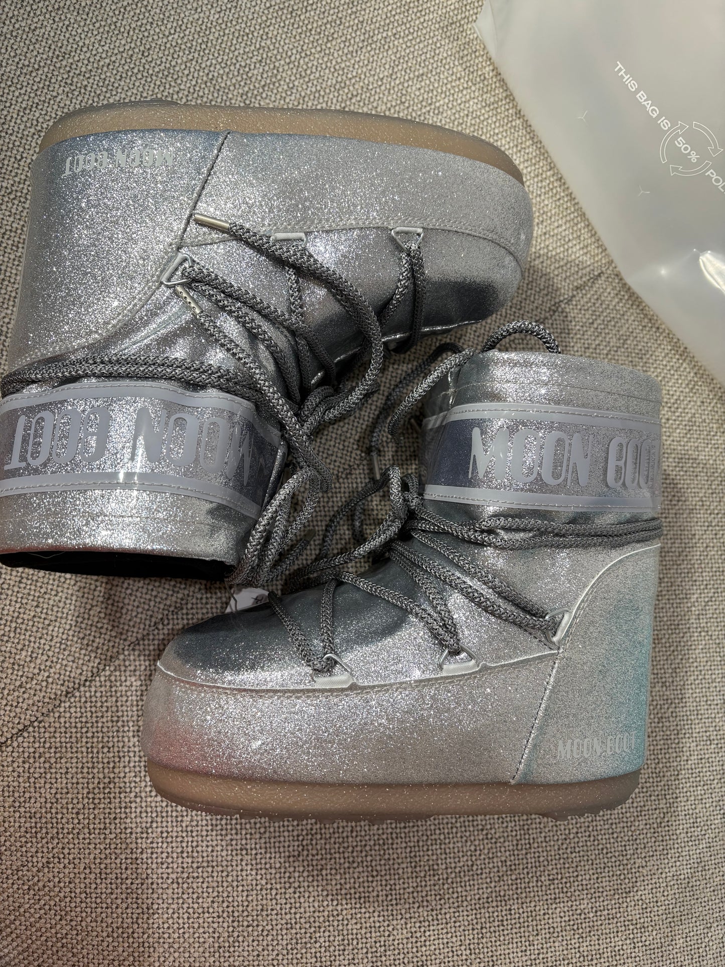 MOON BOOT SILVER