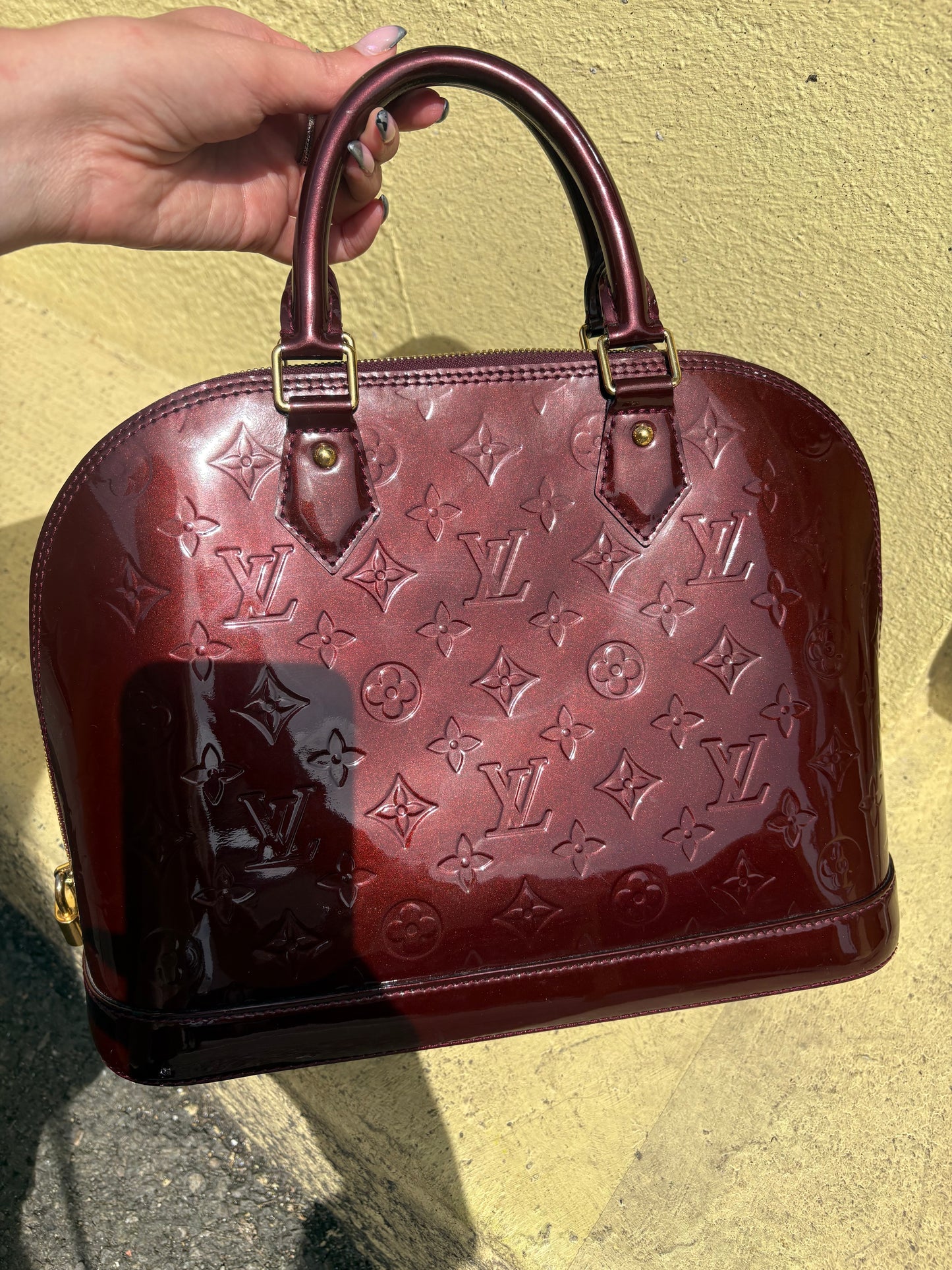 Sac Louis Vuitton Alma PM Monogram Vernis Rouge Fauvist