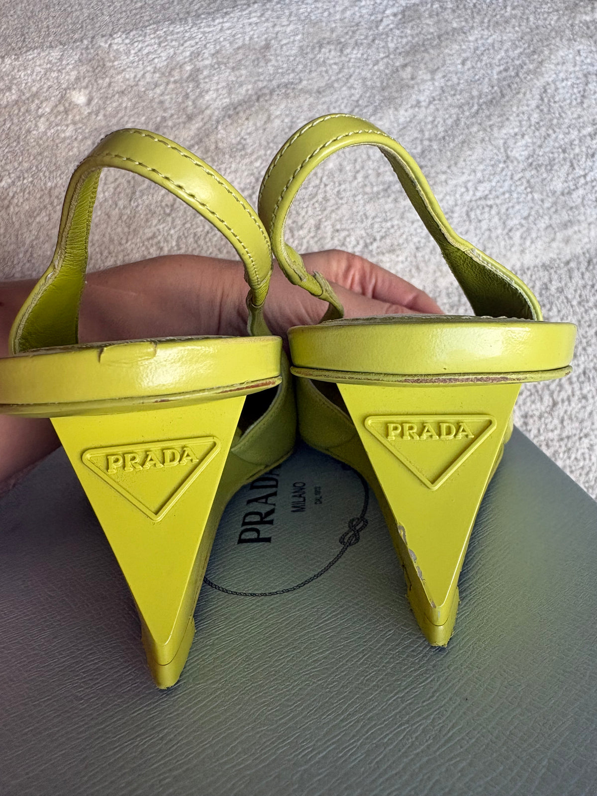 Escarpins Slingbacks Prada Cuir Vert Anis - Pointure 39
