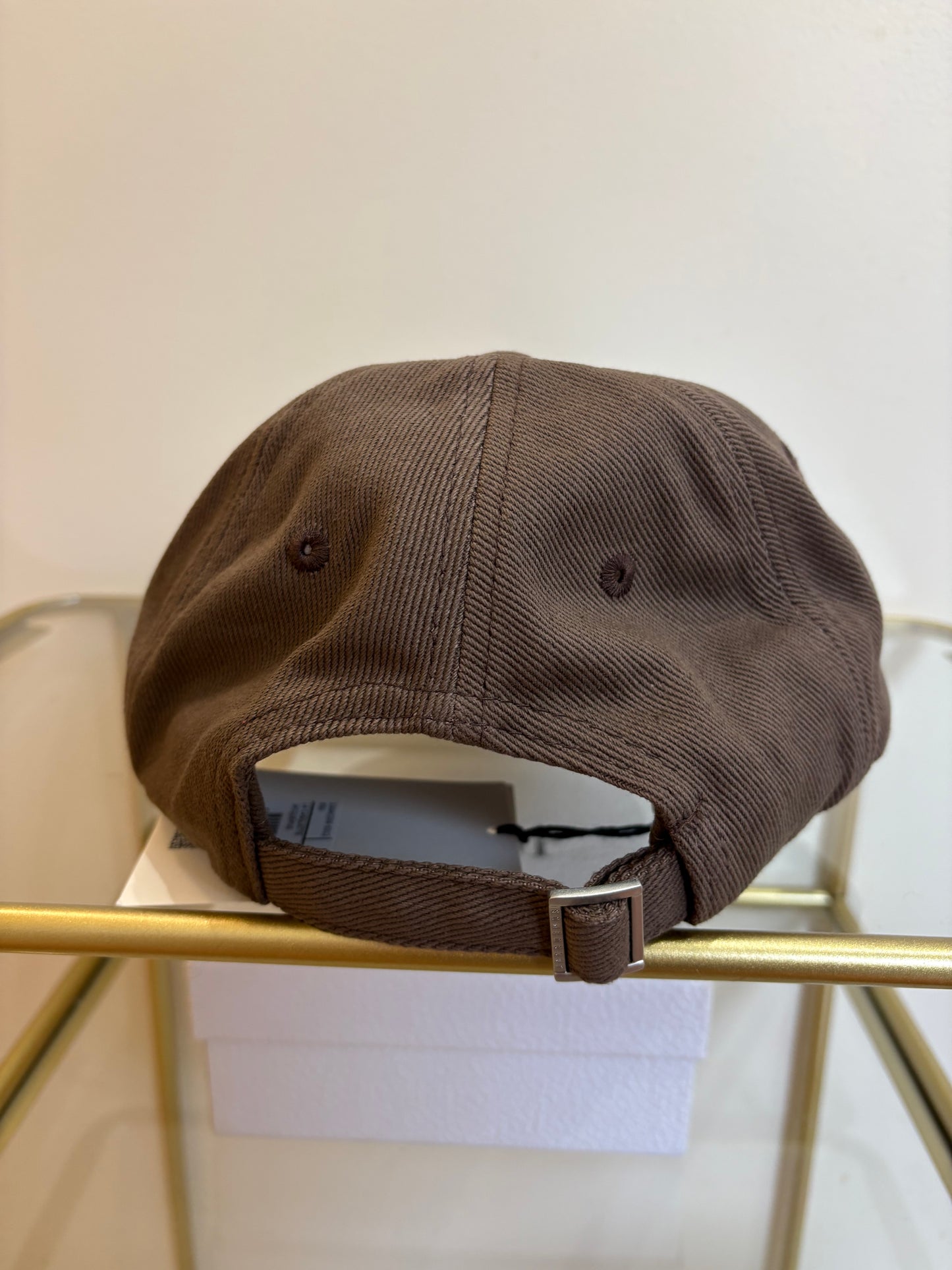 Casquette Jacquemus La Casquette marron – Neuve avec étiquette