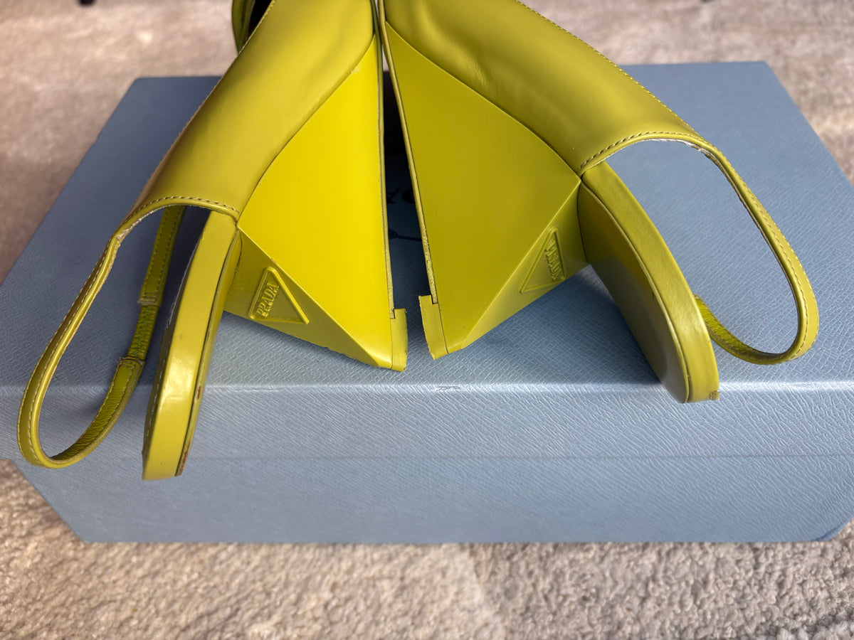 Escarpins Slingbacks Prada Cuir Vert Anis - Pointure 39