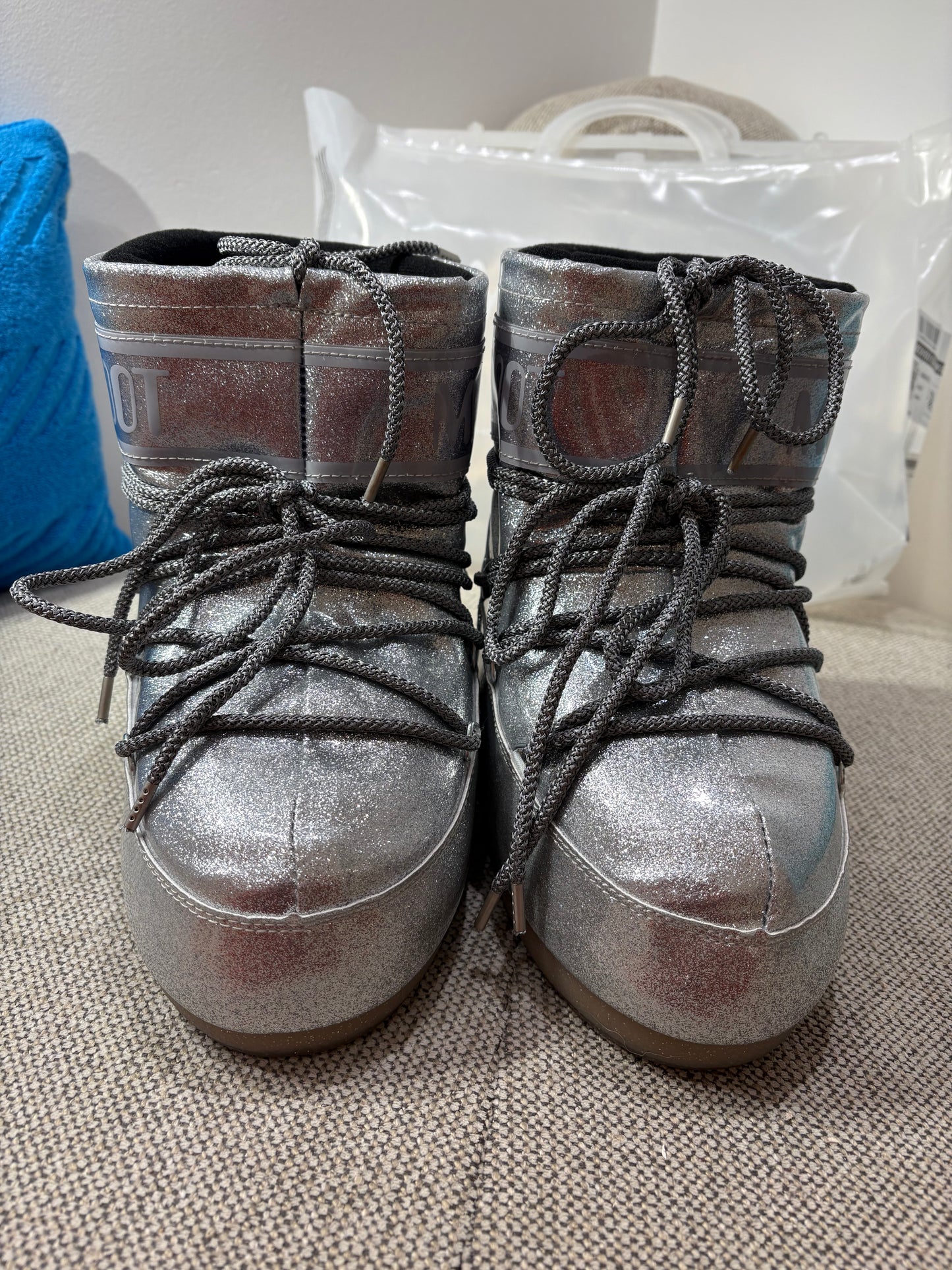 MOON BOOT SILVER