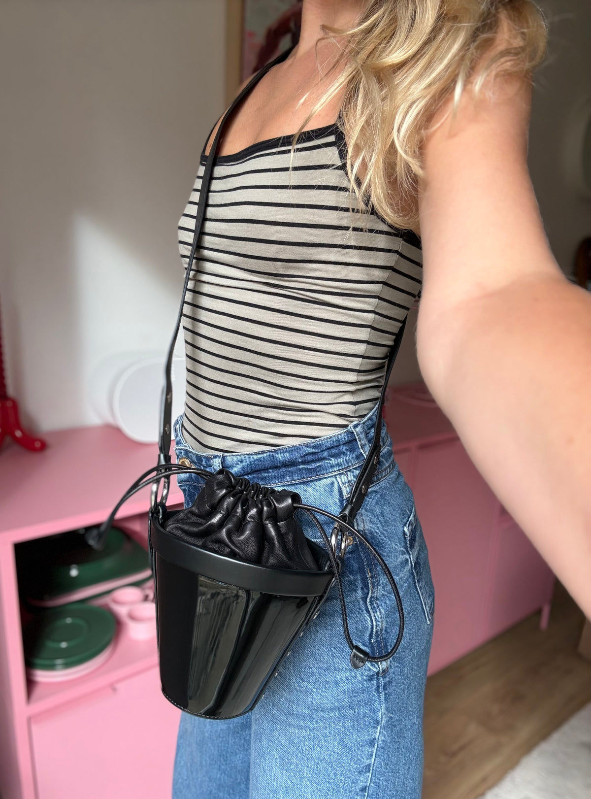 Sac seau Maison Margiela noir en cuir verni | État neuf