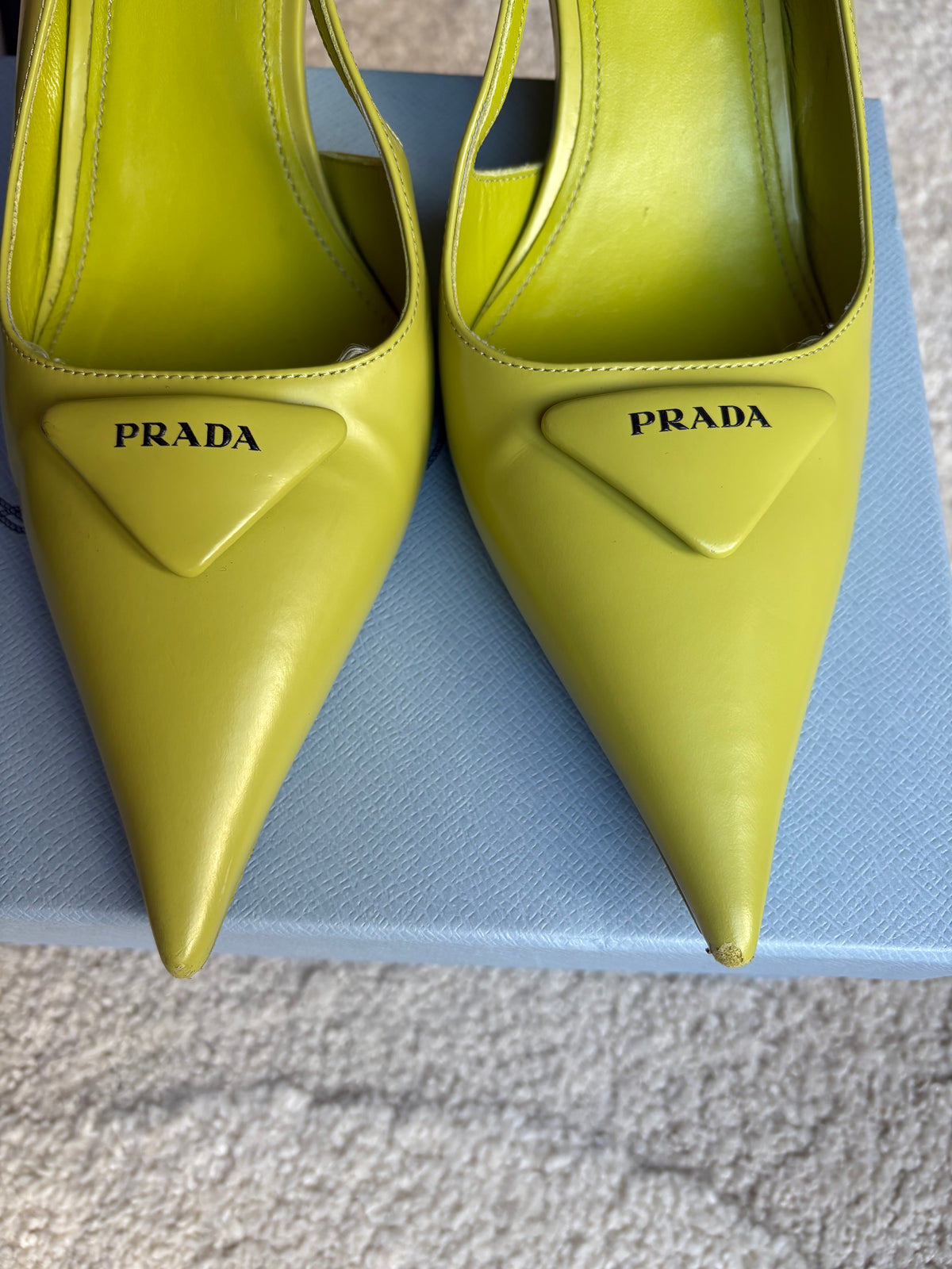 Escarpins Slingbacks Prada Cuir Vert Anis - Pointure 39