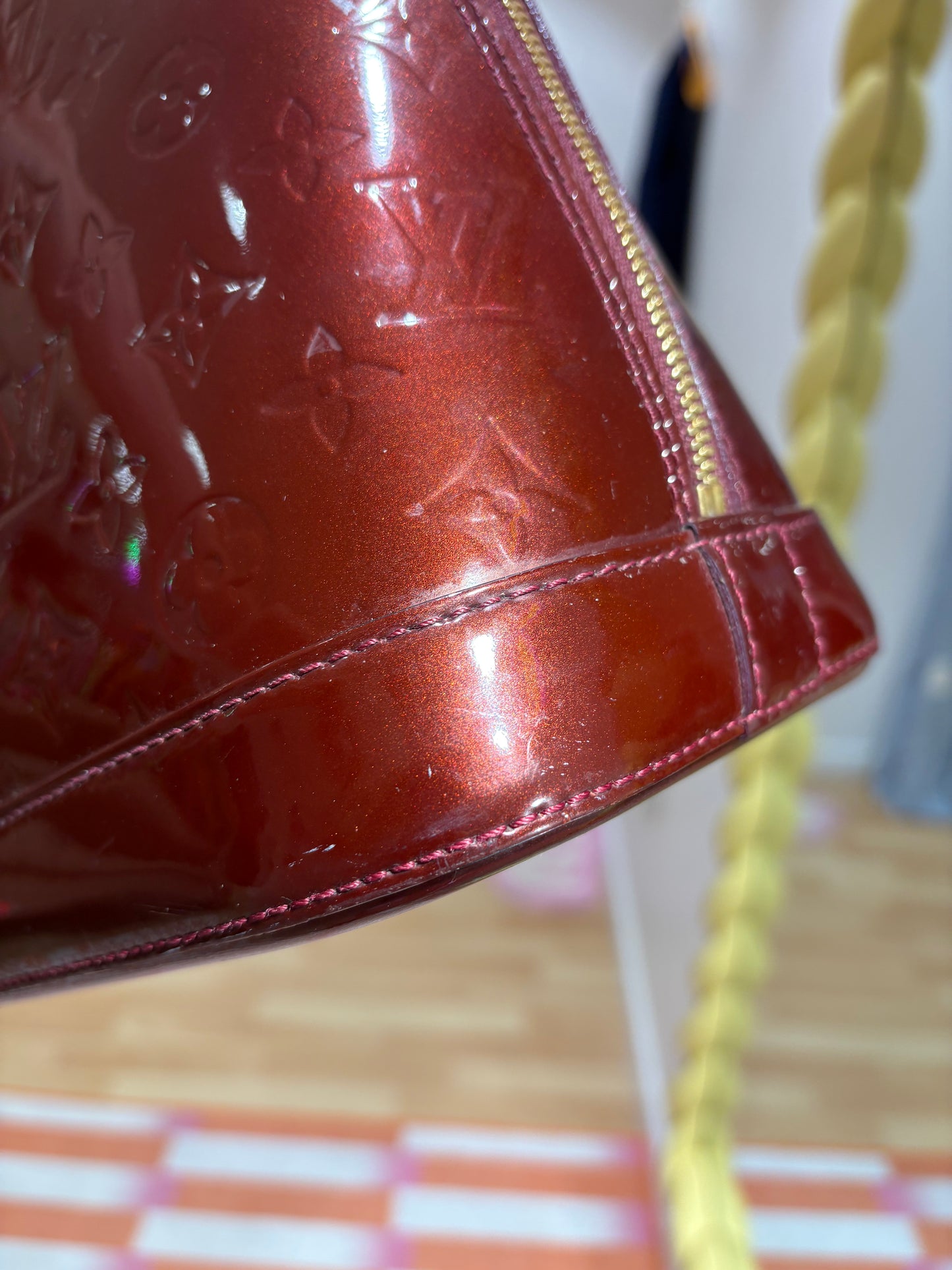 Sac Louis Vuitton Alma PM Monogram Vernis Rouge Fauvist
